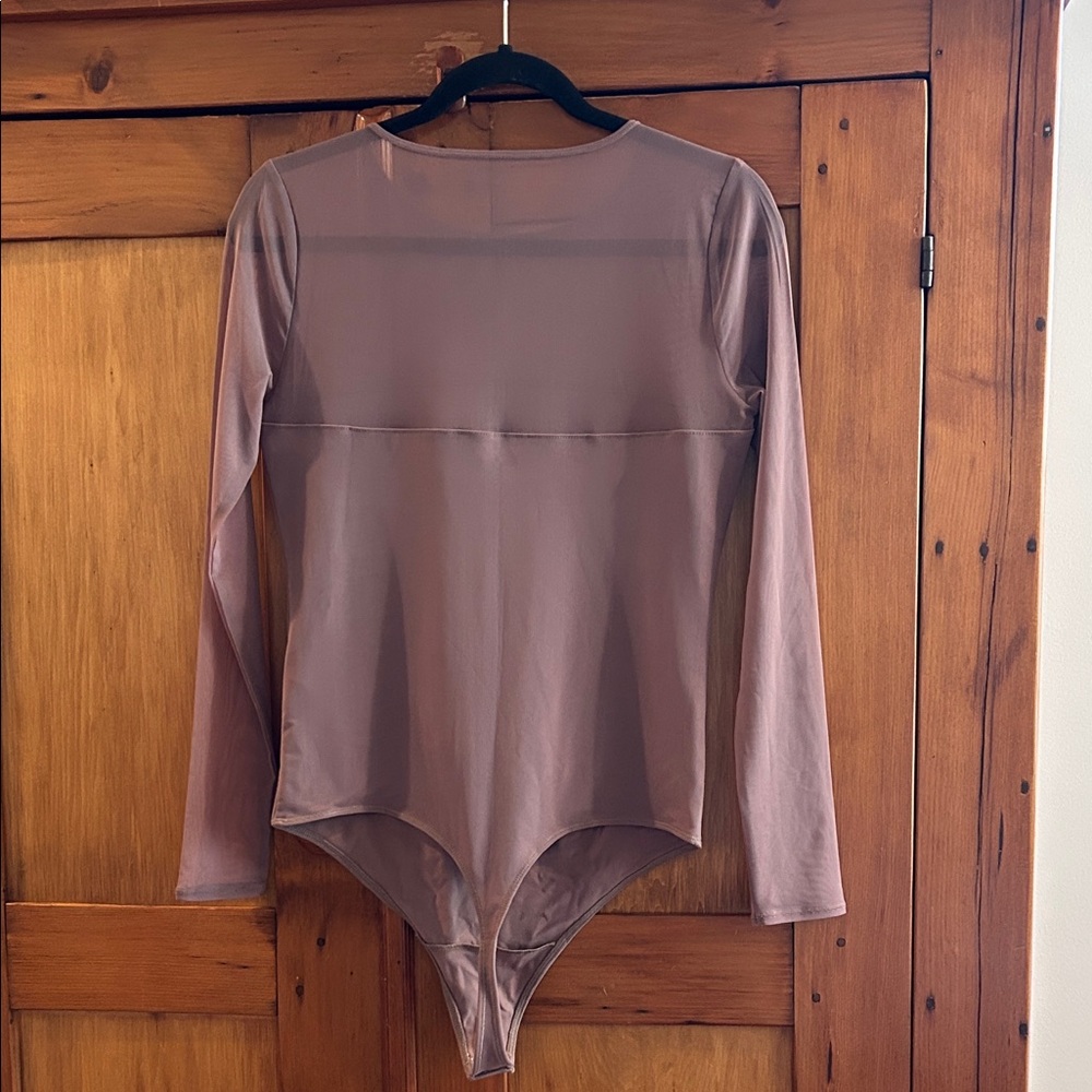 Abercrombie & Fitch Soft A & F Long Sleeve One Piece, Sheer Sleeve, Size L - Picture 5 of 5